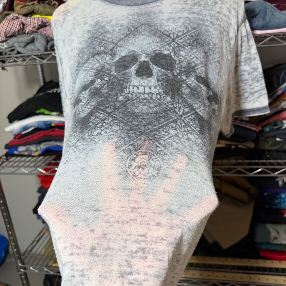 Helix T-Shirt Mens Medium Gray Skull Burnout Graphic Y2K Grunge Tee Goth Punk - Picture 3 of 6
